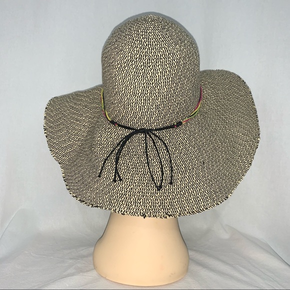 American Eagle Outfitters Women’s Floppy Hat - Picture 5 of 7